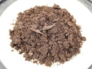 TARUVAR Pure Leaf Mould for Indoor and Outdoor Plants (100% Natural Process) | Ready to Use Potting Mix – 1Kg